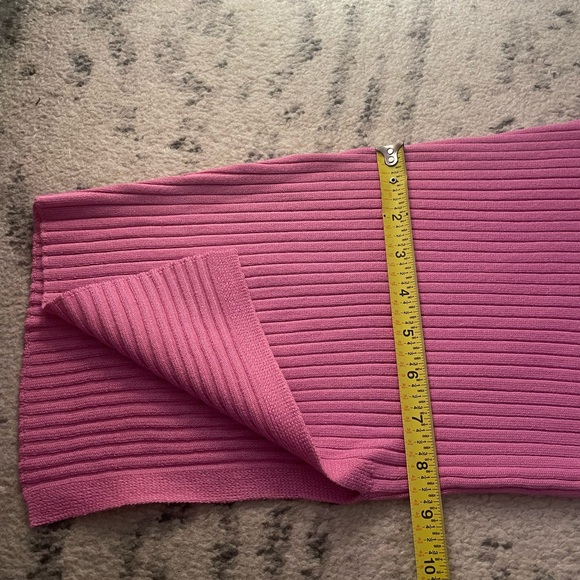 PINK ROSE 🥀 🌹 🩷 Ribbed Crop top sweater NWT - Picture 9 of 12